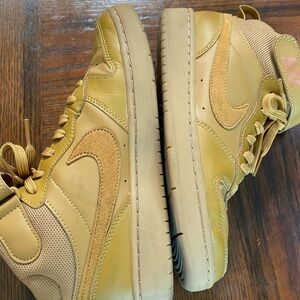 Nike Court Borough Shoes Size 5.5 Youth Womens Size 7